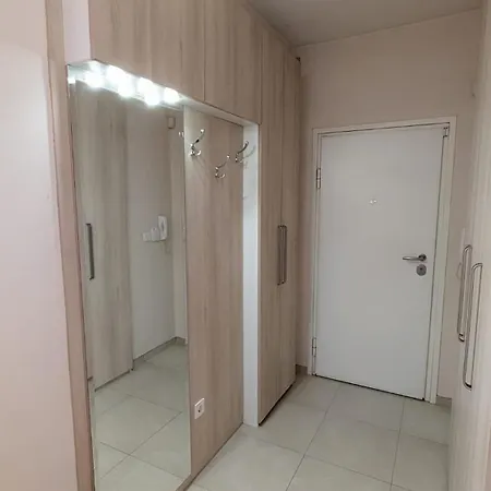 Modern And Cozy Apartment, Excellent Location, Near Center, 60m2